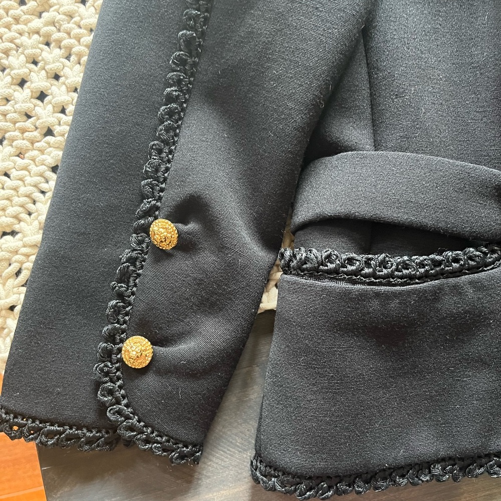 Holt Renfrew Vintage Black Wool Jacket & Skirt Set Size 6 Excellent - Picture 6 of 15